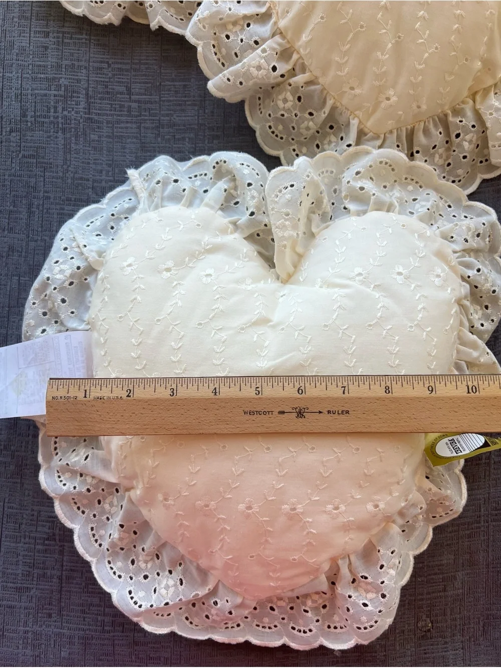 Heart-Shaped Eyelet Lace Decorative Pillow - Cream set of 3 brand new